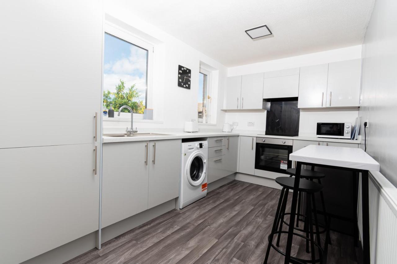 Greenbourne - 4 Bedrooms Sleeps 8 Free Parking Gateshead Exterior foto
